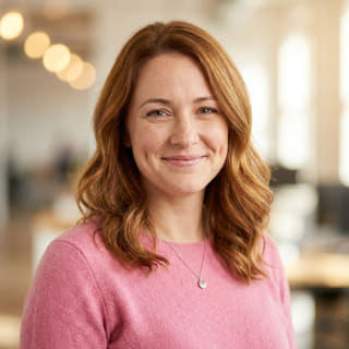 Photo de profil d'Emily Watson, chargée du service client au sein de Digne Comptélure